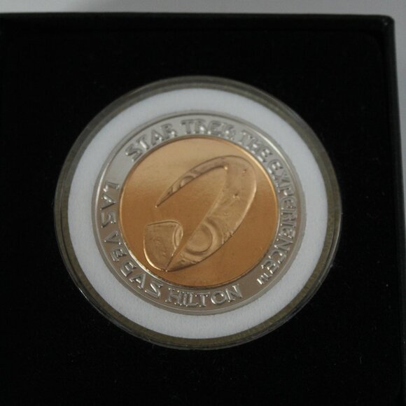 Star Trek the Experience Las Vegas Hilton 1998 Commemorative Coin - Picture 3 of 5